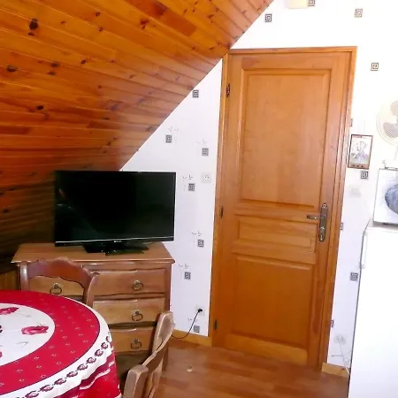 Chaleureux A 27 M² Avec Terrasse Apartment