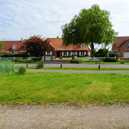 Avec Jardin Amenage Et Wifi A A 2 Km De La Appartement *
