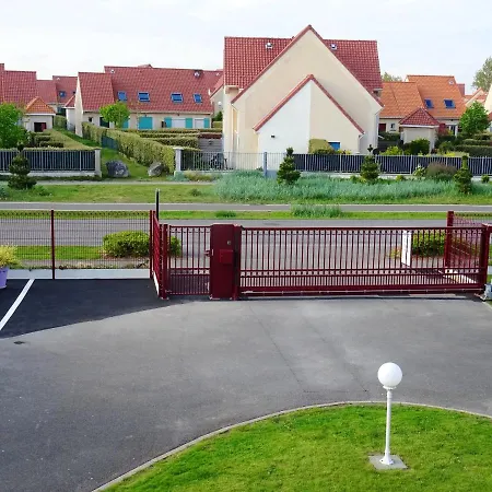 Apartment Chaleureux A 27 M² Avec Terrasse *