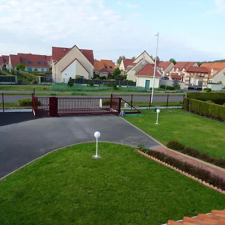 Avec Jardin Amenage Et Wifi A A 2 Km De La Appartement *